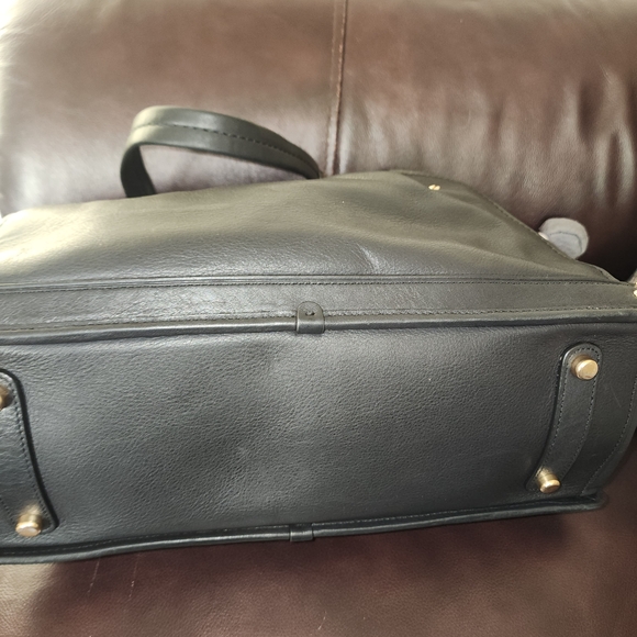 Coach Dreamer 31640 Elegant Black Leather Handbag - Picture 3 of 16